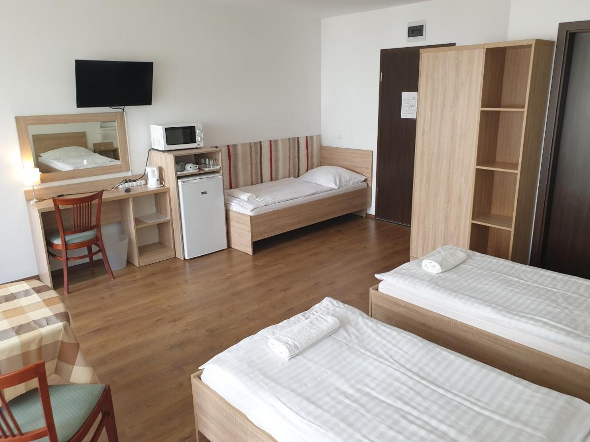 Adam Apartmanhaz ชิโอฟก ห้อง รูปภาพ