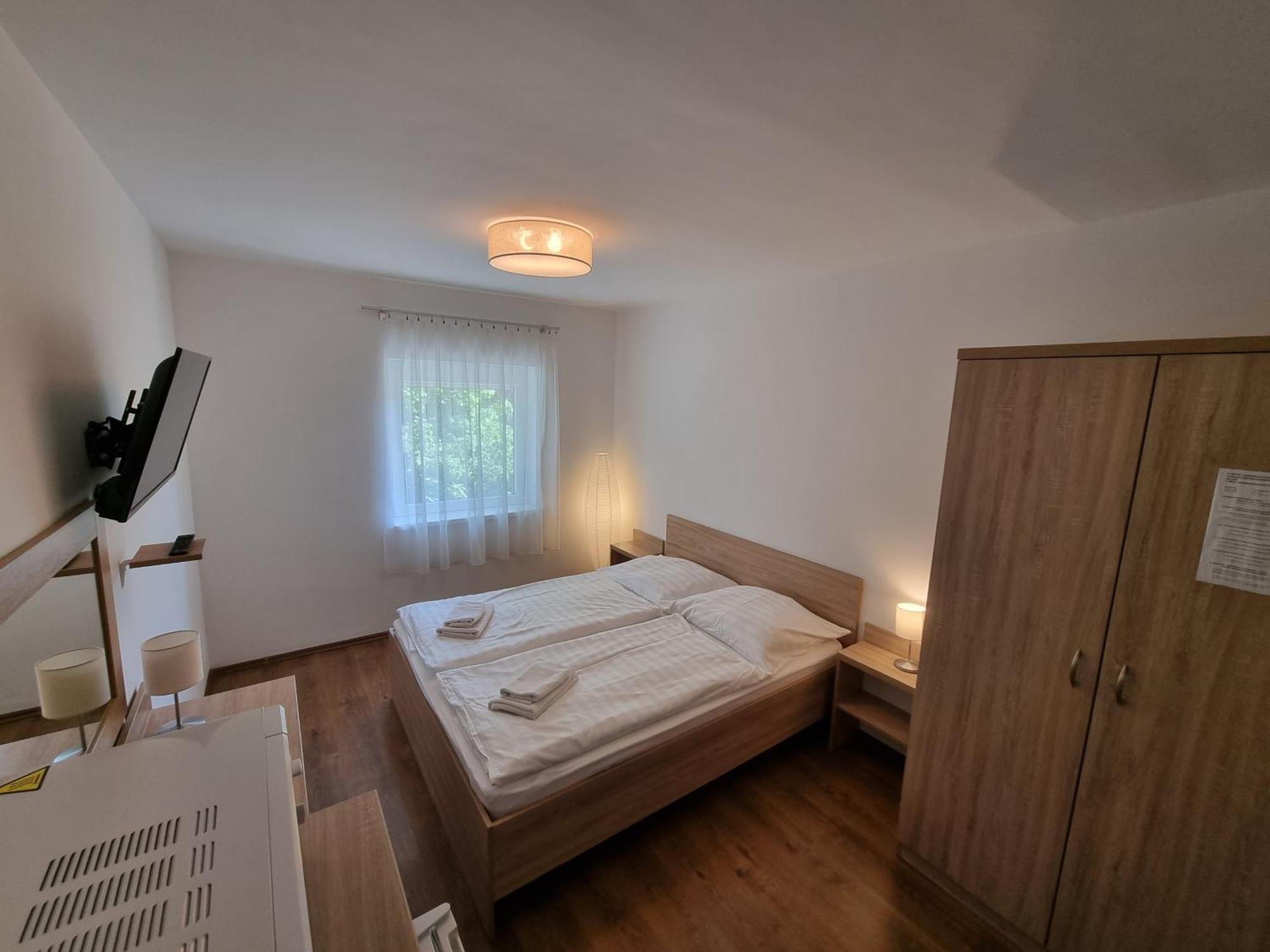 Adam Apartmanhaz ชิโอฟก ห้อง รูปภาพ