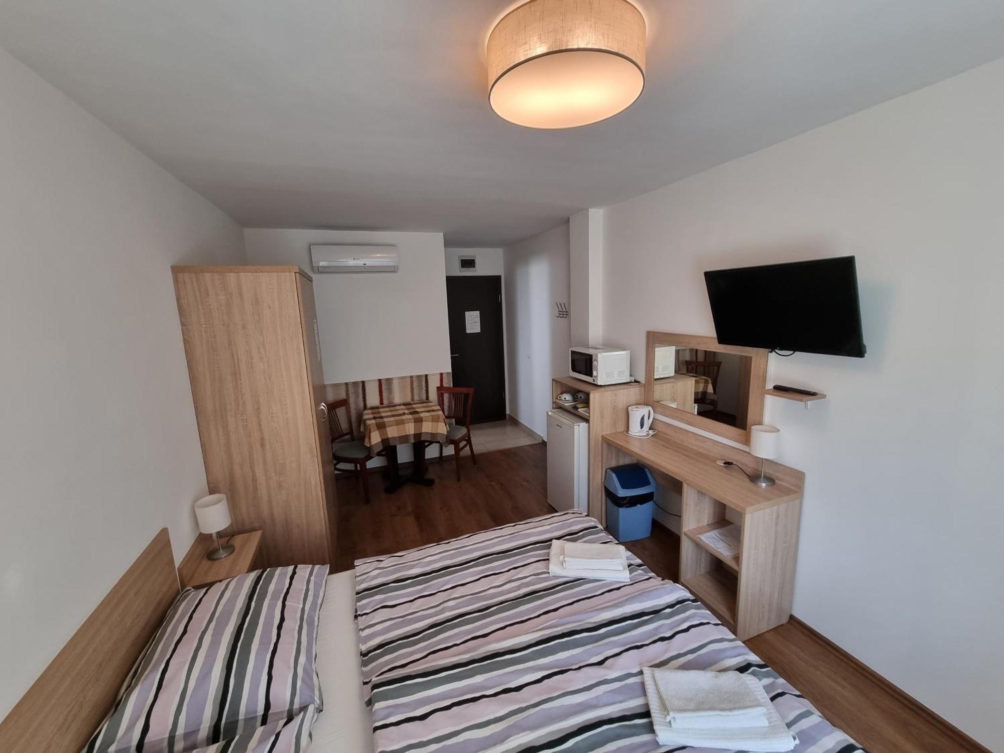 Adam Apartmanhaz ชิโอฟก ห้อง รูปภาพ