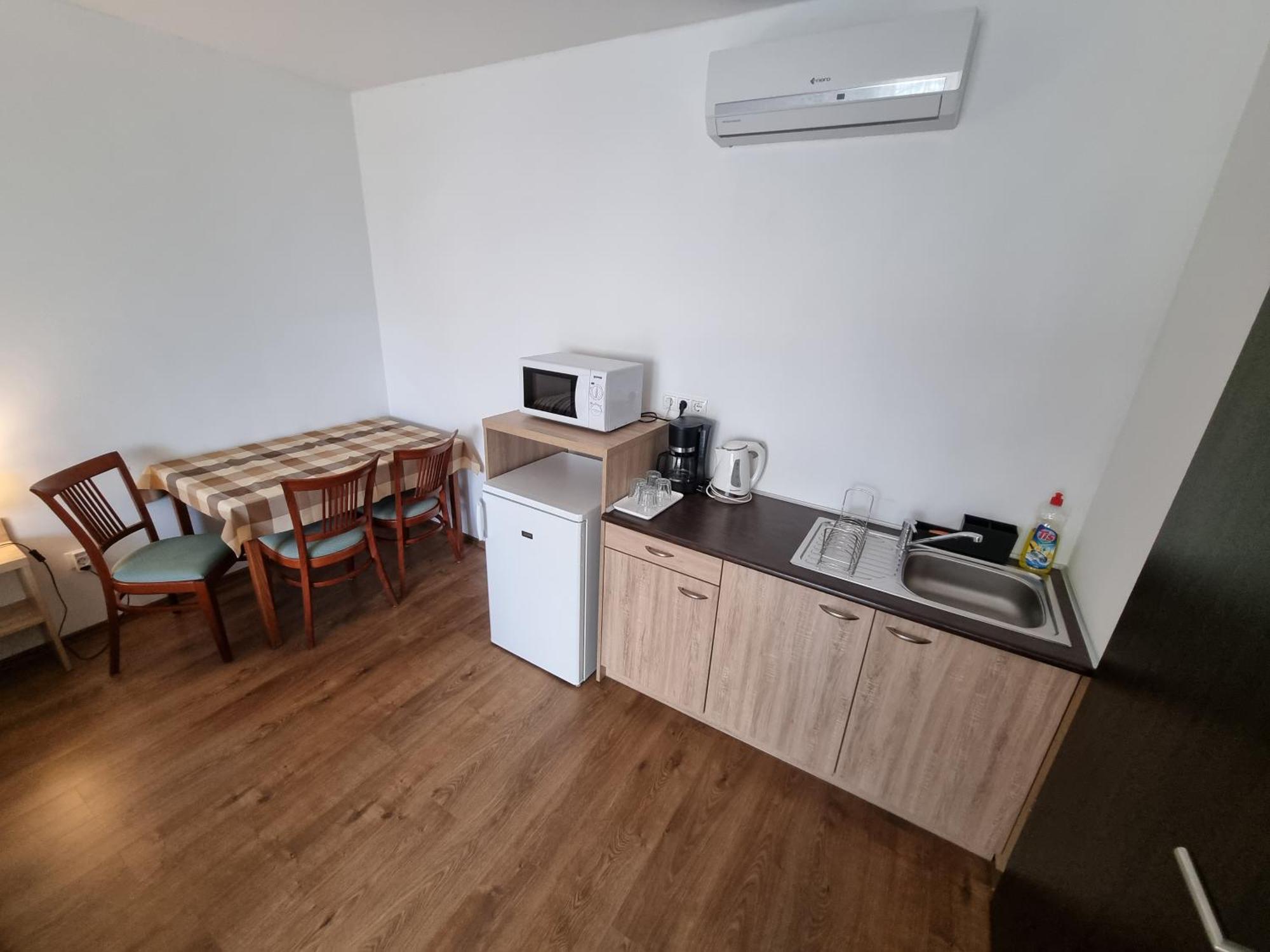 Adam Apartmanhaz ชิโอฟก ห้อง รูปภาพ